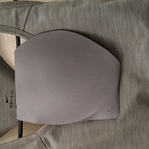 Nike Dri-Fit Sport Bra - Picture 4 of 4